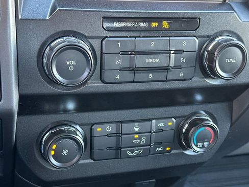 Used 2019 Ford F150 XLT w/ Trailer Tow Package AWD/4WD image 18