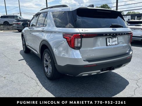 Used 2025 Ford Explorer Active w/ Active Comfort Package AWD/4WD image 5