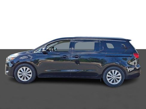 Used 2018 Kia Sedona EX FWD image 4