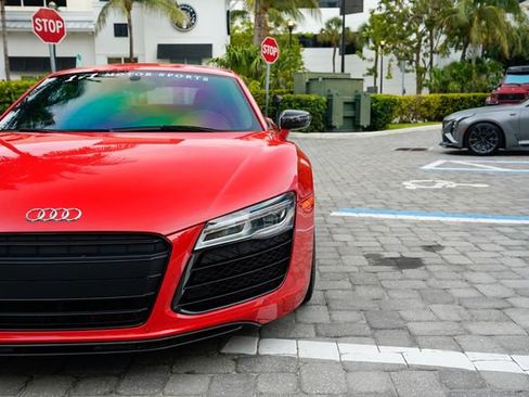 Used 2014 Audi R8 V10 plus AWD/4WD image 8