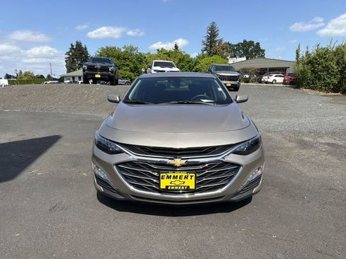 Used 2024 Chevrolet Malibu LT FWD image 10