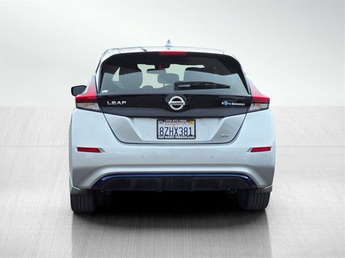 Used 2022 Nissan Leaf SV image 5