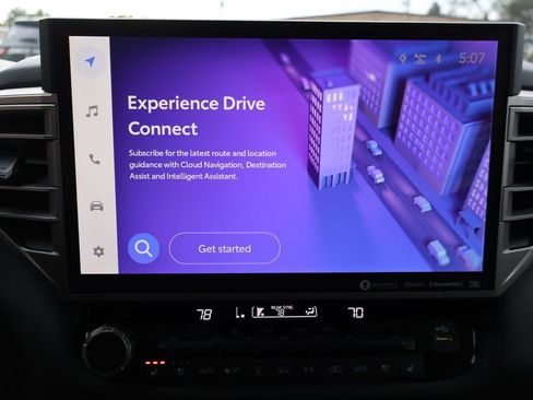 Used 2024 Toyota Sequoia Limited image 31