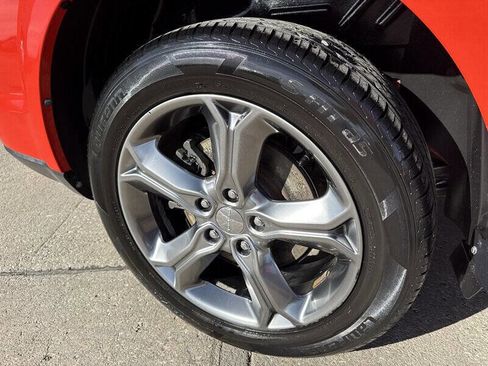 Used 2017 Dodge Journey Crossroad w/ Popular Equipment Group FWD image 13