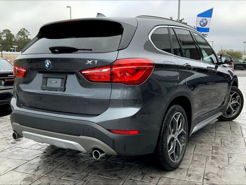 Used 2017 BMW X1 xDrive28i AWD/4WD image 9