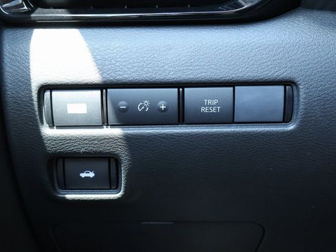 New 2025 Nissan Sentra SV w/ SV Premium Package image 16