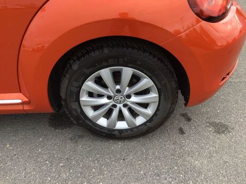 Used 2019 Volkswagen Beetle 2.0T S image 10