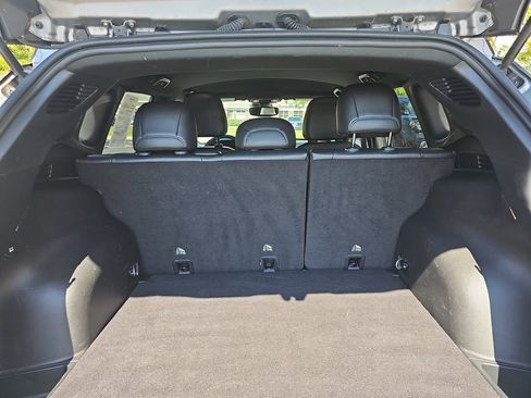 Certified 2023 Jeep Compass Limited image 12