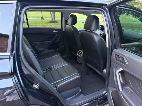 Used 2019 Volkswagen Tiguan SEL Premium AWD/4WD image 26