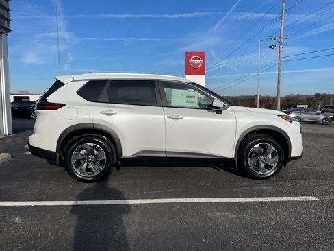 New 2026 Nissan Rogue SV image 23