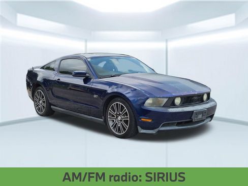 Used 2010 Ford Mustang GT Premium RWD image 9