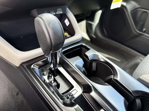 New 2026 Subaru Forester Premium AWD/4WD image 30