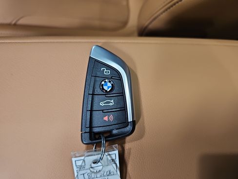 New 2026 BMW 330i Sedan image 36