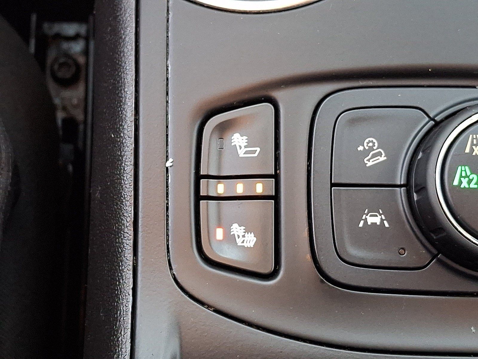 Used 2024 GMC Terrain SLT AWD/4WD image 24