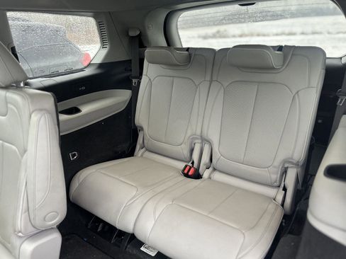 Used 2021 Jeep Grand Cherokee L Overland w/ Luxury Tech Group IV image 9