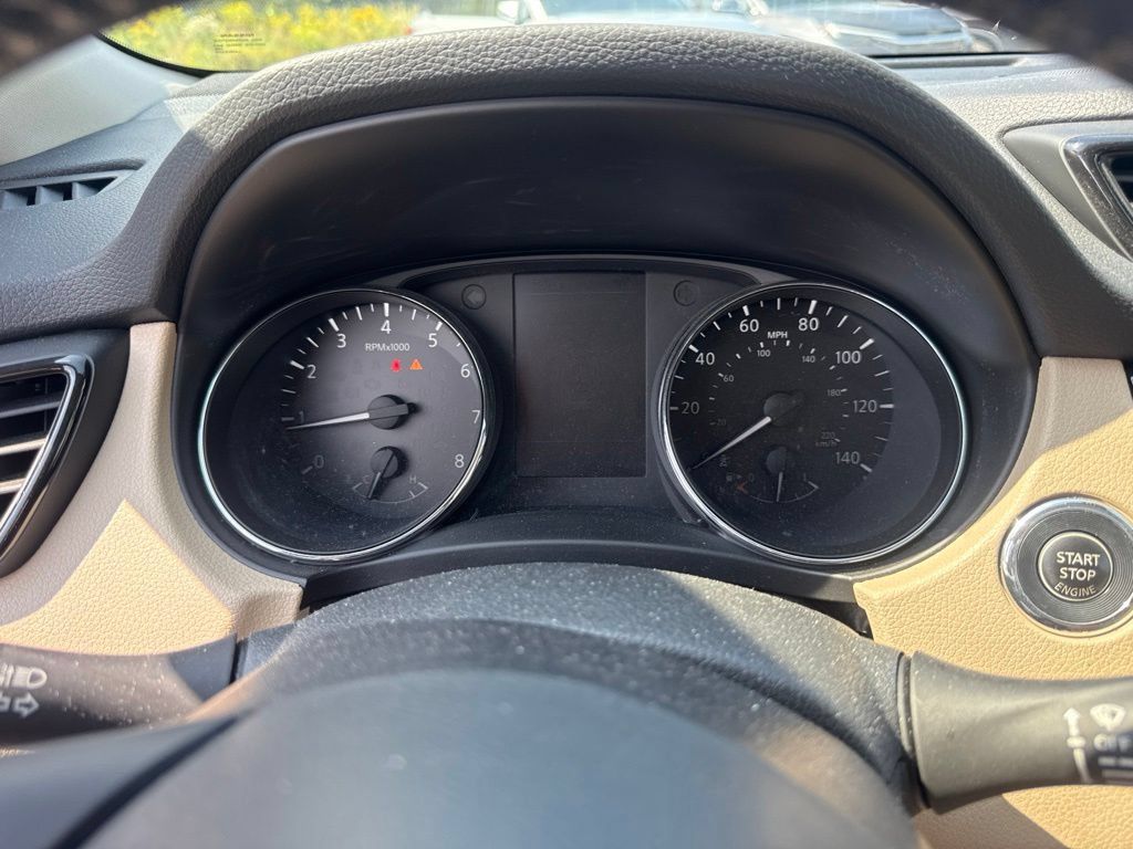 Used 2019 Nissan Rogue SL w/ Premium Package AWD/4WD image 19