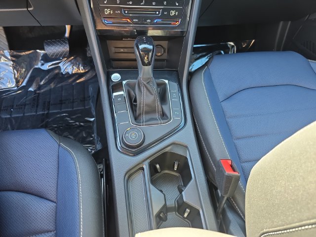 Certified 2026 Volkswagen Taos SEL AWD/4WD image 18