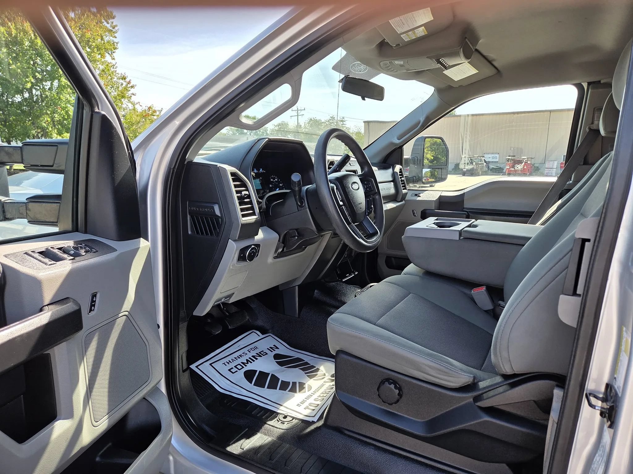 Used 2017 Ford F250 XL w/ Power Equipment Group AWD/4WD image 14