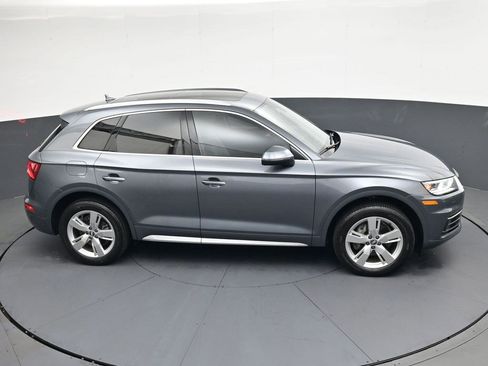 Used 2018 Audi Q5 2.0T Premium Plus w/ Premium Plus Package AWD/4WD image 19