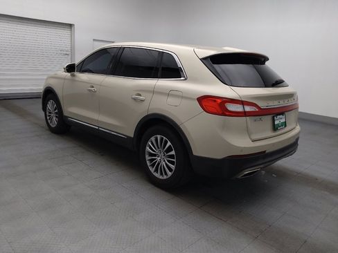 Used 2016 Lincoln MKX Select w/ Cargo Utility Package FWD image 3