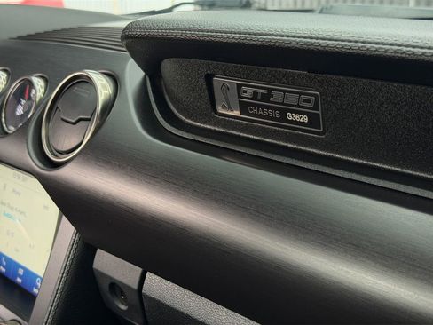 Used 2016 Ford Mustang Shelby GT350 w/ Track Package image 16