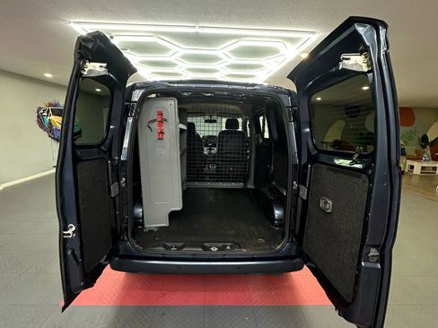 Used 2016 Nissan NV200 SV w/ Technology Package image 19