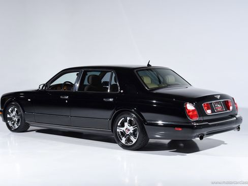 Used 2005 Bentley Arnage RL image 4