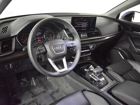 Used 2024 Audi Q5 2.0T Premium w/ Convenience Package AWD/4WD image 13