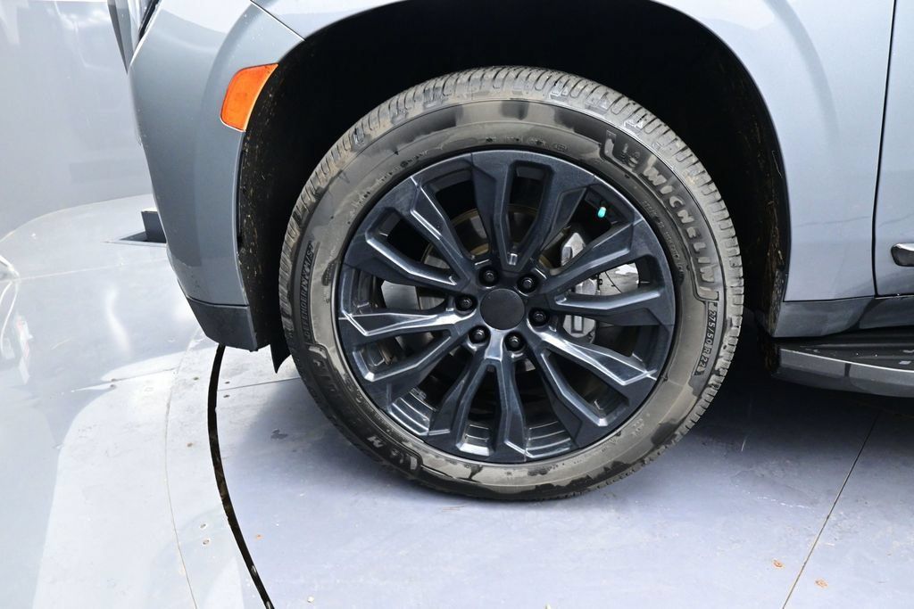Used 2021 GMC Yukon XL Denali AWD/4WD image 14