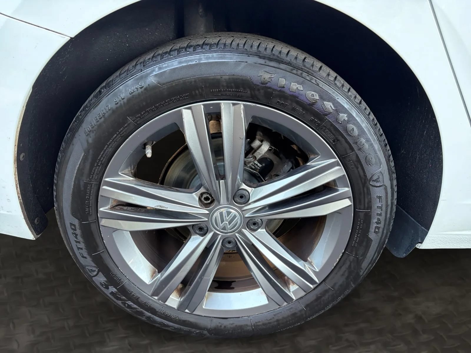 Used 2019 Volkswagen Jetta R-Line w/ R-Line Cold Weather Package FWD image 40