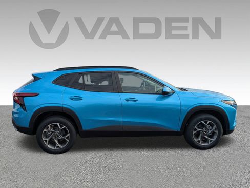 New 2026 Chevrolet Trax LT w/ Driver Confidence Package image 23