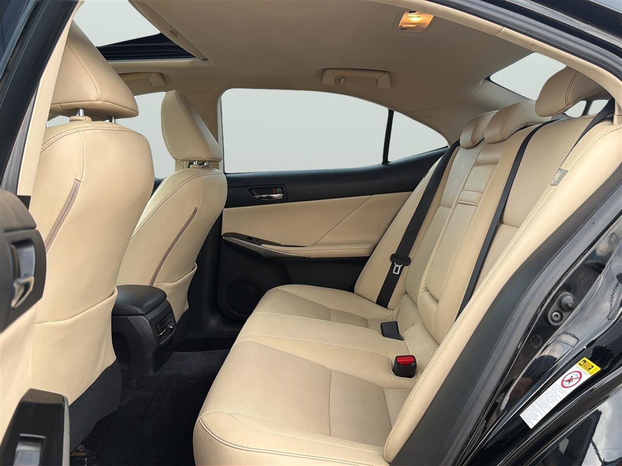 Used 2014 Lexus IS 250 AWD w/ Navigation Package image 16