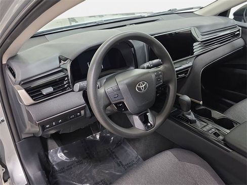 Certified 2025 Toyota Camry LE image 13
