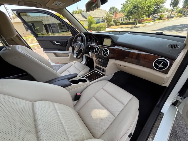 Used 2014 Mercedes-Benz GLK 350 4MATIC image 38