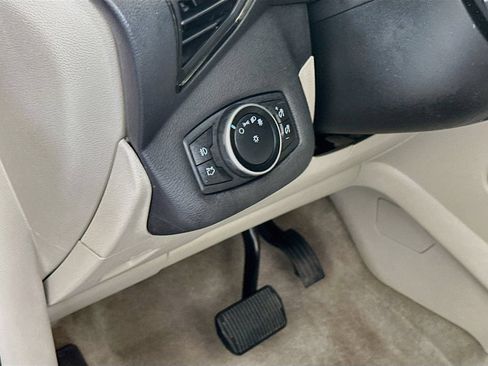 Used 2016 Ford Escape Titanium w/ Equipment Group 301A FWD image 10