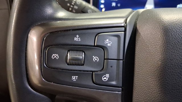 Used 2024 Chevrolet Silverado 2500 ZR2 w/ Technology Package AWD/4WD image 32