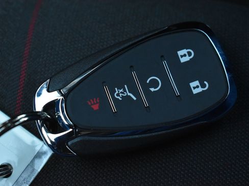 Used 2024 Chevrolet Equinox RS w/ LPO, Floor Liner Package image 33