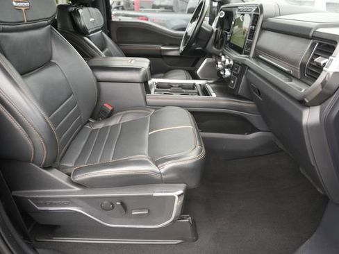 Used 2023 Ford F250 Platinum w/ Tremor Off-Road Package image 19