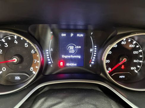 Used 2019 Jeep Compass Latitude w/ Cold Weather Group image 15