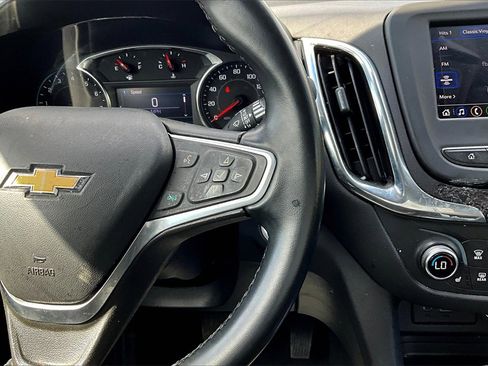 Used 2023 Chevrolet Equinox LT w/ Driver Convenience Package image 18
