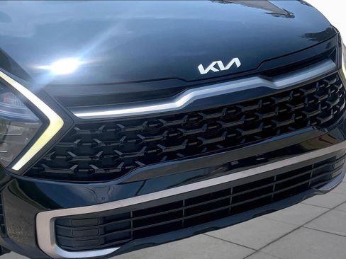 Certified 2023 Kia Sportage X-Line w/ X-Line Premium Package AWD/4WD image 29