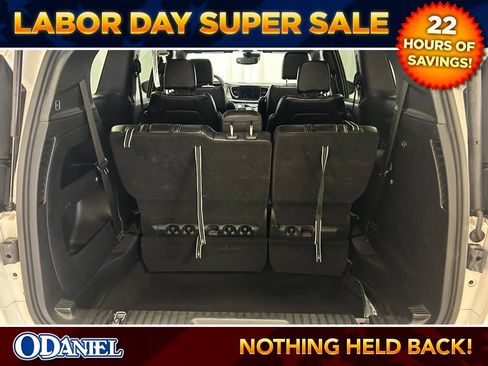 Used 2025 Chrysler Pacifica Select FWD image 29