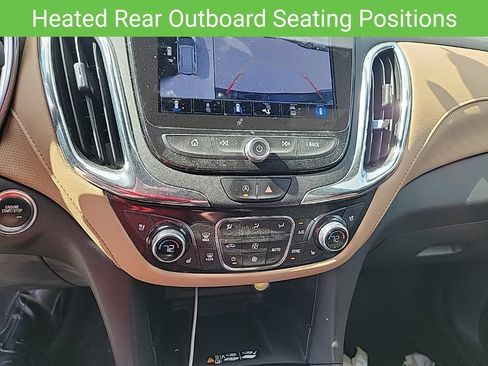 Used 2023 Chevrolet Equinox Premier AWD/4WD image 32
