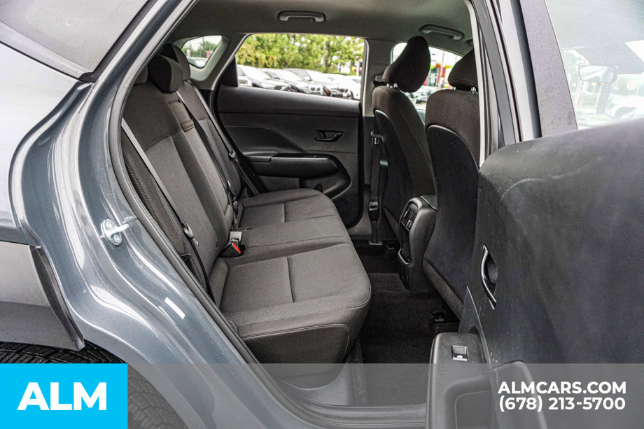Used 2025 Hyundai Kona SEL FWD image 21