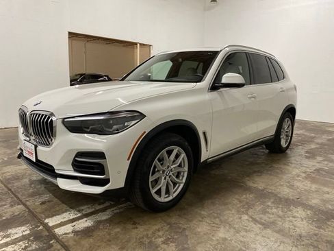 Used 2023 BMW X5 sDrive40i w/ Premium Package RWD image 1