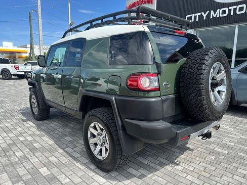 Used 2014 Toyota FJ Cruiser 4WD w/ Upgrade Package image 5