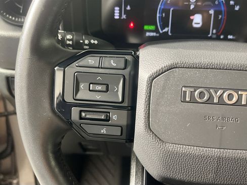 Used 2025 Toyota Land Cruiser 1958 image 17