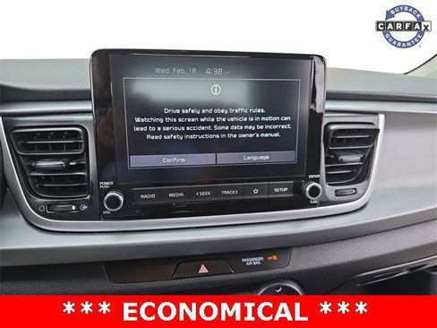 Used 2022 Kia Rio S image 9