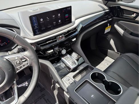 Used 2026 Acura MDX FWD w/ Technology Package image 17