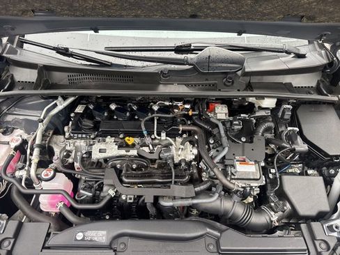 Used 2023 Toyota Prius LE image 29